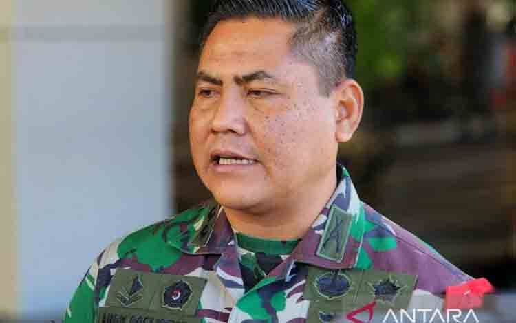 Helikopter TNI AD Mendarat Darurat di Persawahan Blora