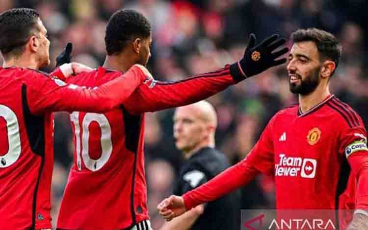 Bruno Fernandes Minta Maaf ke Ten Hag