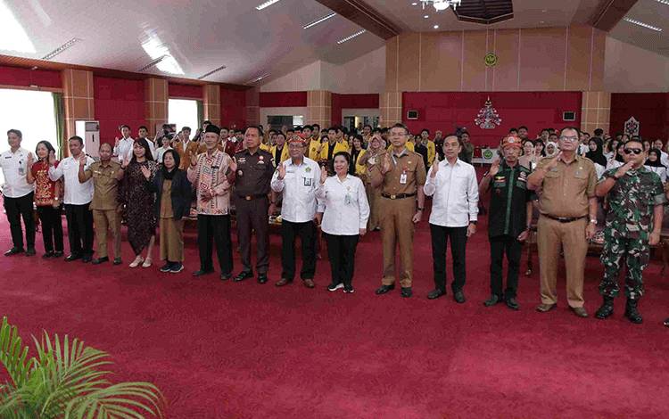 Kesbangpol Kalteng Tanamkan Rasa Cinta Budaya ke Kampus-Kampus