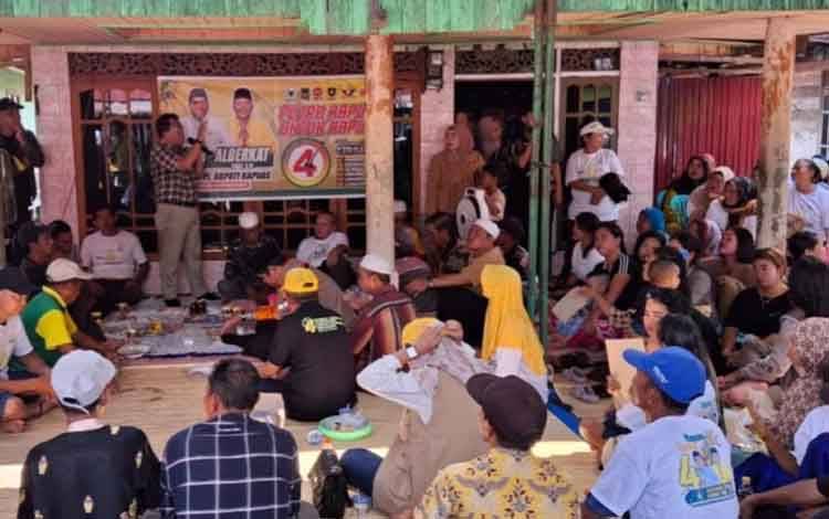 Cabup Kapuas Erlin Hardi Kampanye Dialogis ke Desa Manusup Hilir
