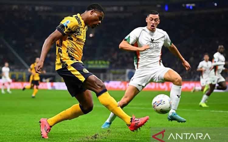 Jay Idzes Gagal Bawa Venezia Raup Tiga Poin usai Takluk dari Parma 1-2