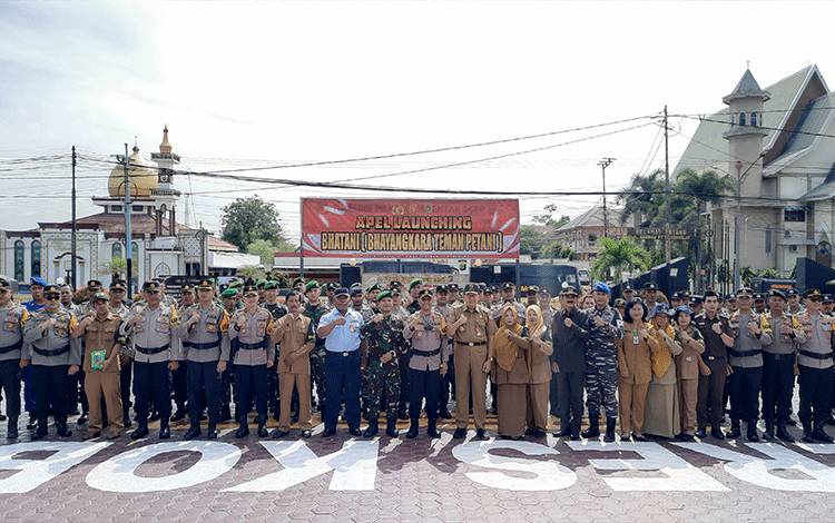 Polres Kobar Gelar Apel Launching Bhatani, Dukung Program Ketahanan Pangan Nasional