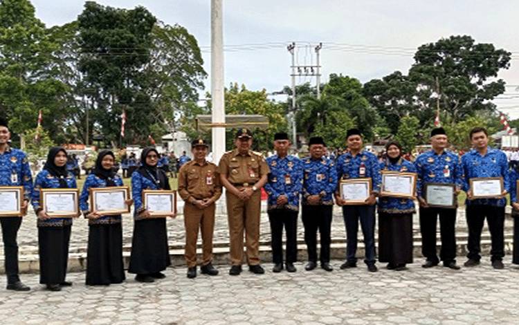 Ini Pesan Pj Bupati Kobar di Upacara Peringatan Hari Kesehatan Nasional 2024