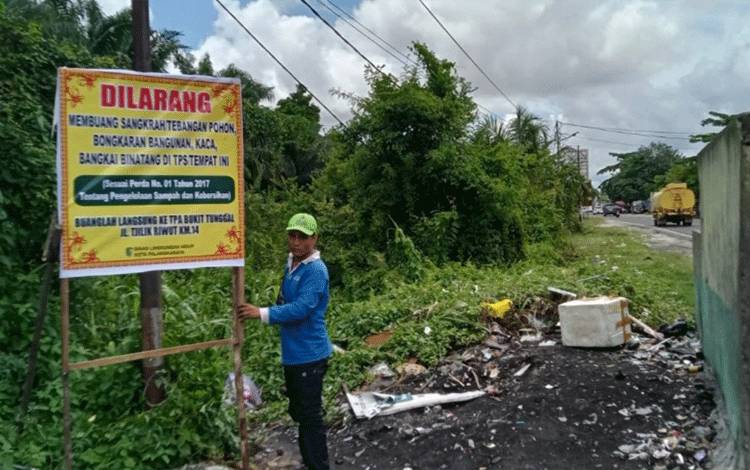 Warga Palangka Raya Diminta Tak Buang Sampah Bangunan dan Ranting Pohon ke TPS