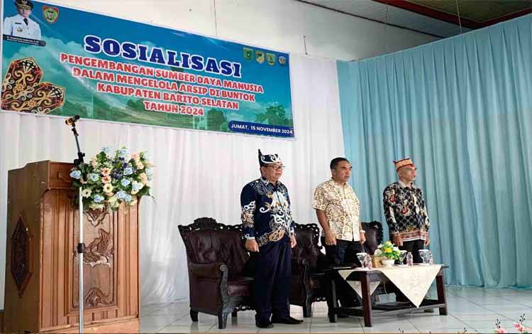 Dispursip Kalteng Sosialisasi Pengembangan SDM dalam Mengelola Arsip 2024 di Barito Selatan