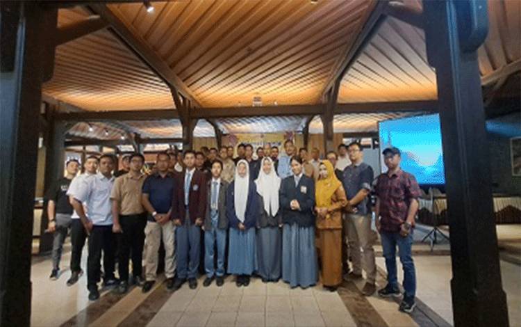 Workshop Dasar Jurnalistik PWI Kobar Diikuti Pelajar dan Humas Berbagai Instansi