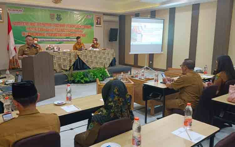 Sekda Kapuas Buka Rapat Asistensi Peningkatan Kinerja Pemerintah Daerah