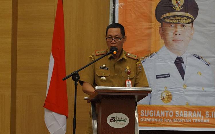Sahli Gubernur Kalteng Buka Rakor Evaluasi Pengendalian Karhutla 2024 dan Rencana 2025