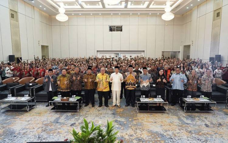 Menag Serukan Pesan Kebersamaan Saat Bertemu Umat Konghucu