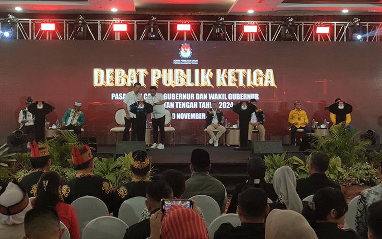 Debat Publik Ketiga Paslon Gubernur Kalteng: Sinkronisasi Pembangunan Daerah dan Nasional