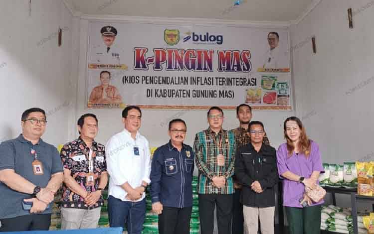 Pj Bupati Gunung Mas Resmikan Kios Pengendalian Inflasi Terintegrasi