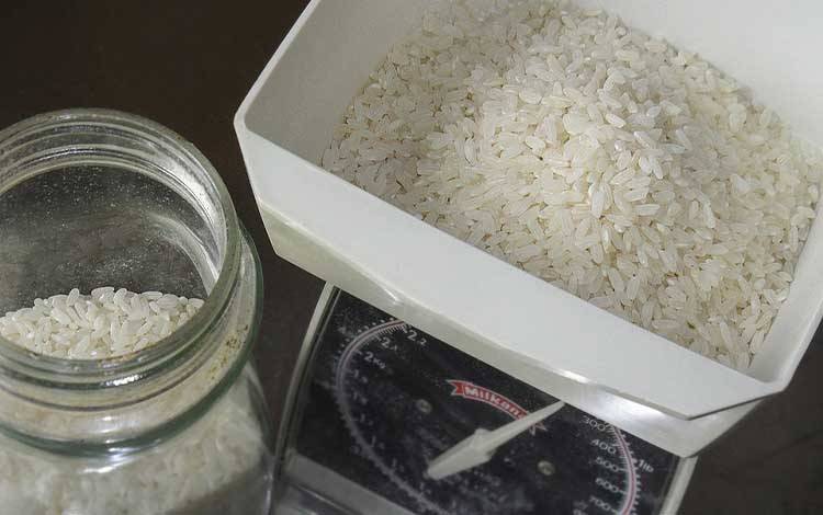 Harga Bahan Pokok di Pangkalan Bun Stabil