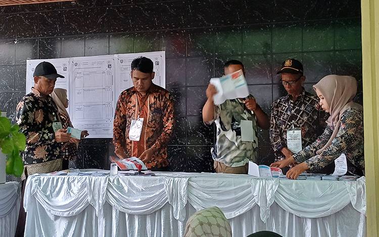 Nadalsyah-Supian Hadi Menang Telak di Tempat SHD Nyoblos