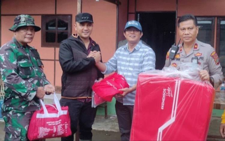 Anggota DPD RI Salurkan Bantuan Pada Masyarakat Terdampak Banjir