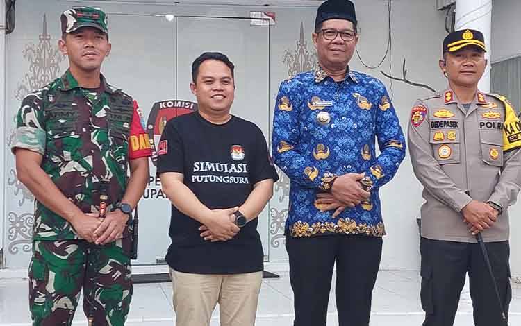 Pasca-pemungutan Suara, Pj Bupati Kapuas Bersama Kapolres dan Dandim Berikan Imbauan Kamtibmas