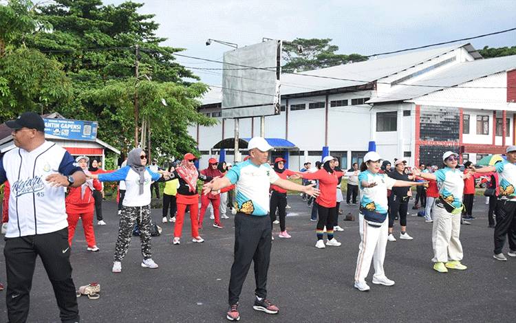 Senam Bersama Semarakkan Peringatan HUT KORPRI ke-53 di Kapuas