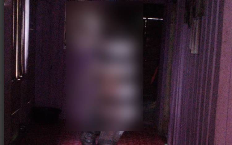 Warga Kotim Digegerkan Penemuan Pria Bunuh Diri Membusuk di Dalam Rumah