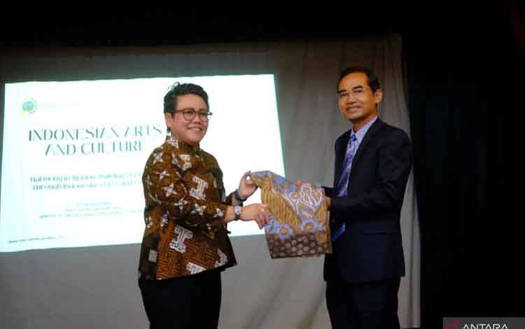 Indonesia Perkuat Diplomasi Budaya dengan Kamboja