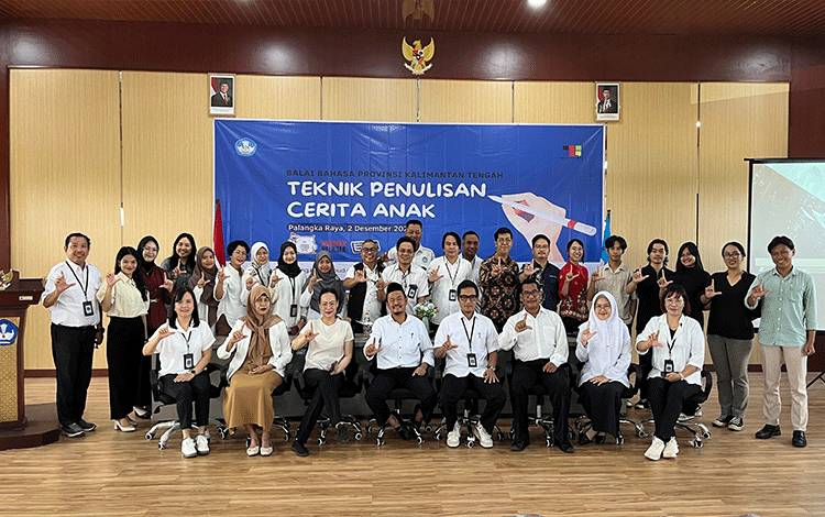 Badan Bahasa Fasilitasi Pengembangan Literasi Melalui Pedoman Penyuntingan Cerita Anak