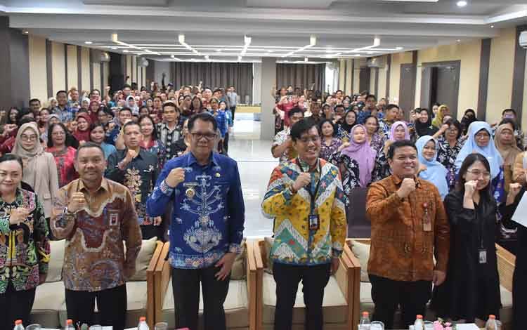 Guru di Kapuas Ikuti ToT Literasi Digital