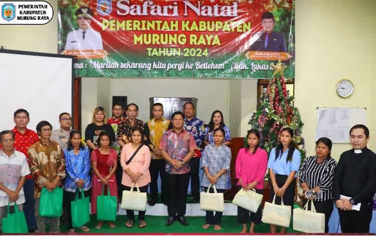 Pj Bupati Murung Raya Safari Natal di Kecamatan Tanah Siang
