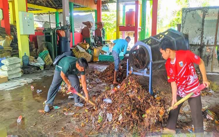 Dinas Pertanian Lamandau Sarankan Petani Gunakan Pupuk Organik