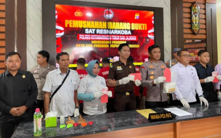 Satu Kilogram Sabu Bernilai Rp1,5 Miliar Dimusnahkan Polres Kotim