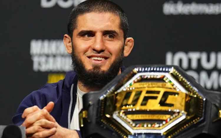 Poster UFC 311 Tampilkan Dua Pertarungan Besar Perebutan Gelar