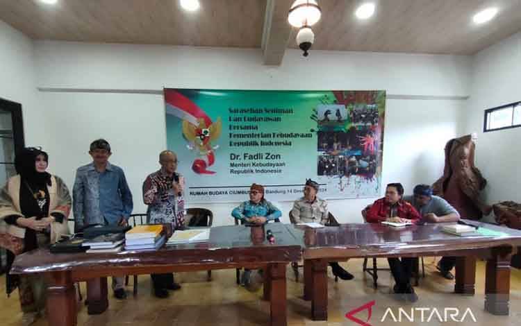 Menbud Ajak Semua Pihak Resapkan Budaya Indonesia pada Masyarakat