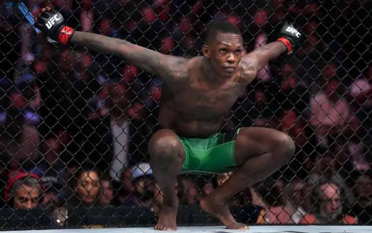 UFC Umumkan Israel Adesanya Lawan Imavov pada Februari 2025