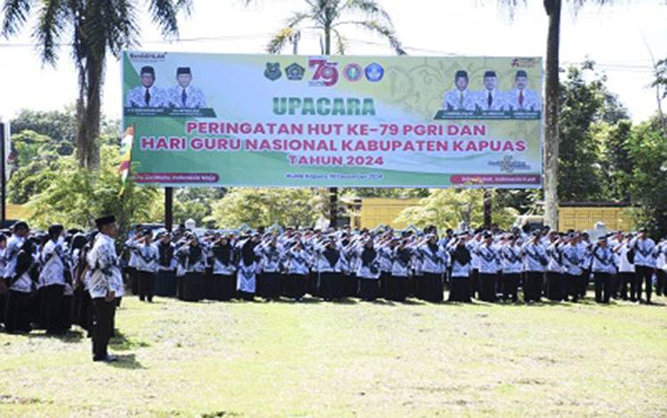 Peringatan HUT ke-79 PGRI dan HGN di Kapuas
