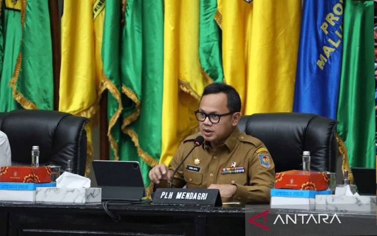 Wamendagri Imbau Pemda Waspadai Kenaikan Harga Komoditas Jelang Nataru