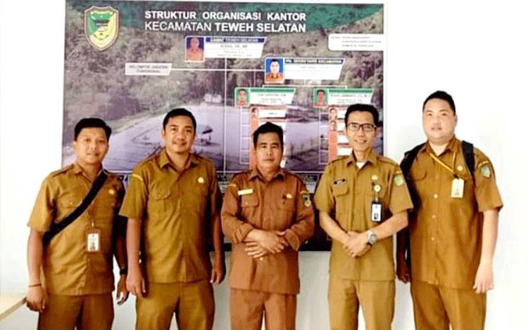 Disnakertranskop UKM Barut Himpun Data Pengangguran Terbuka di Kecamatan Teweh Selatan