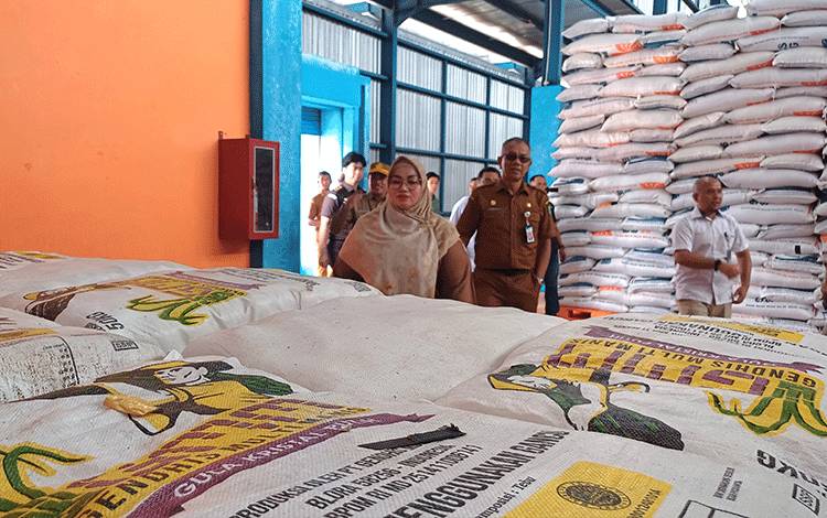 Pemkab Kotim Pastikan Stok Beras Aman Hingga Maret 2025