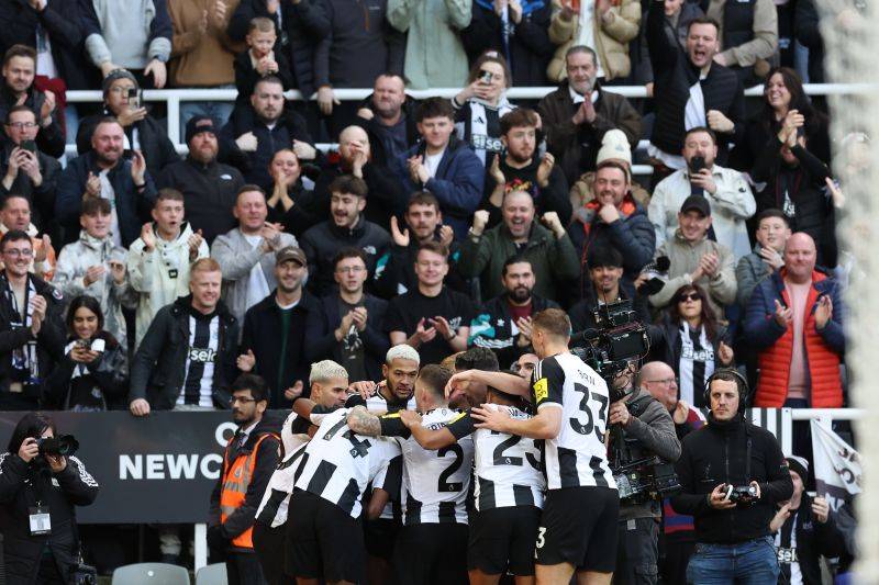 Brentford Menangkan Drama Lima Gol Lawan Newcastle