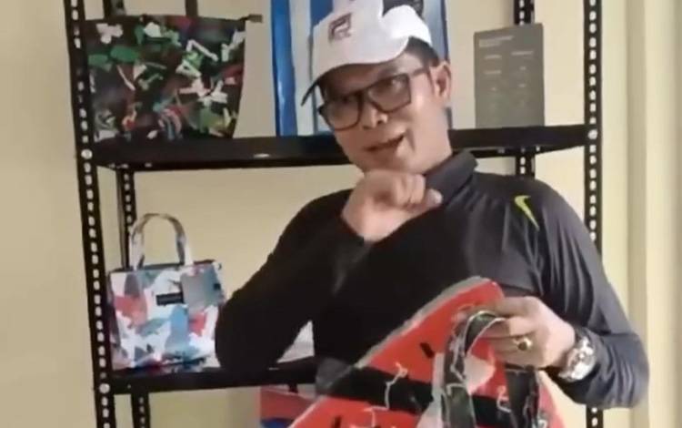 DLH Palangka Raya Ajak Masyarakat Gunakan Tumbler dan Tas Belanja