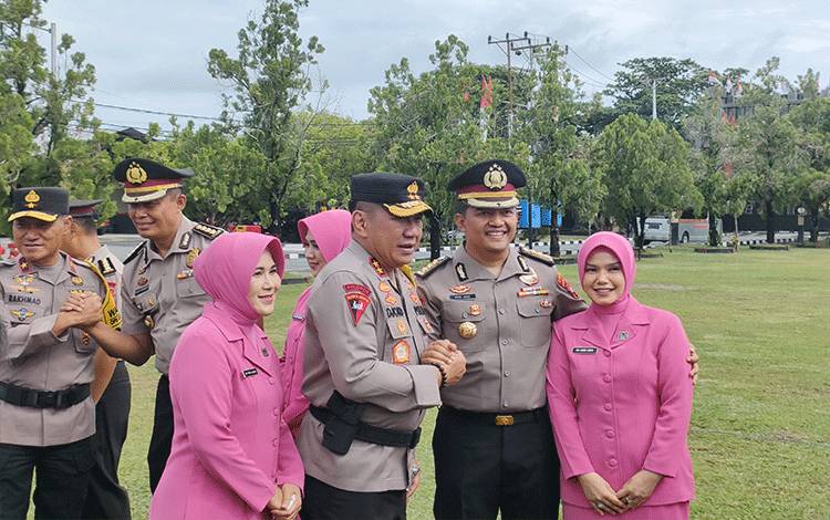 Sebanyak 216 Personel Polda Kalteng Naik Pangkat