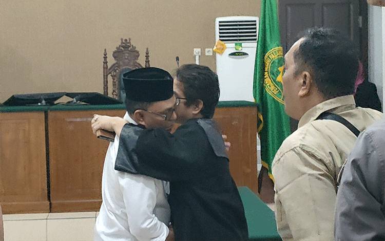 Mantan Bupati Kobar Ujang Iskandar Divonis 3 Tahun Penjara dalam Kasus Korupsi