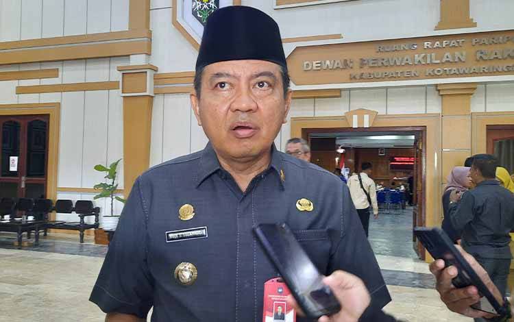 Jelang Penetapan Bupati dan Wakil Bupati Kobar Terpilih, Pj Bupati Minta Elit Politik Turunkan Suhu Politik
