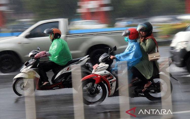 Sabtu, BMKG Prediksi Sebagian Besar Indonesia Hujan Ringan