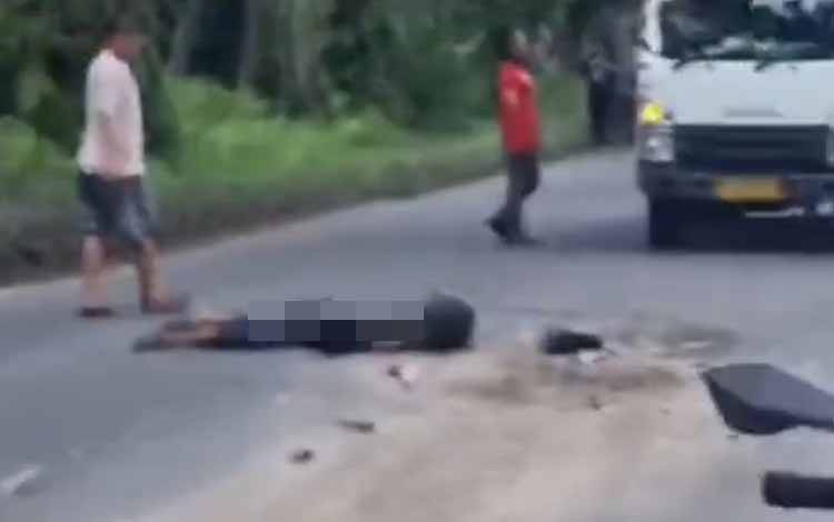 Terlibat Kecelakaan dengan Truk di Sampit, Pengendara Motor Meninggal Dunia
