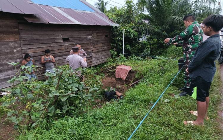 Mayat yang Ditemukan Warga di Kota Besi Diduga Korban Penganiayaan