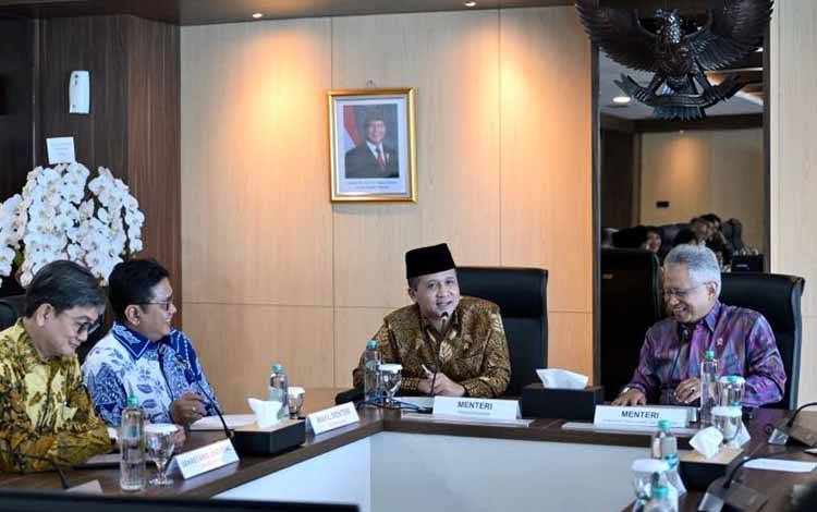 Kementrans Usulkan Bangun Sekolah-kampus Unggul di Daerah Transmigrasi