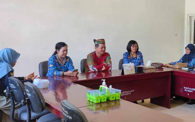 Disbun dan BPS Kalteng Perkuat Kolaborasi Tingkatkan Data Statistik Perkebunan