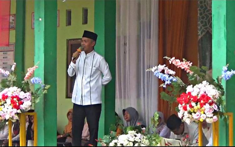 MAN 1 Pulang Pisau Gelar Isra Mi'raj dan Haul Guru Sekumpul