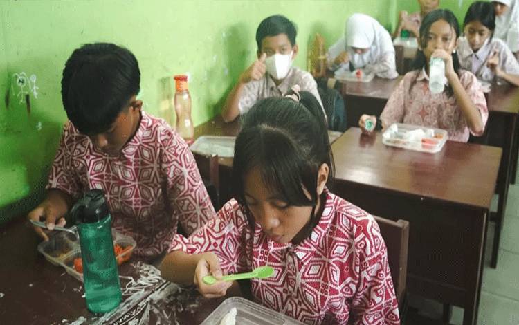Makan Bergizi Wajib Ditanamkan Sejak Dini Sambut Indonesia Emas 2045