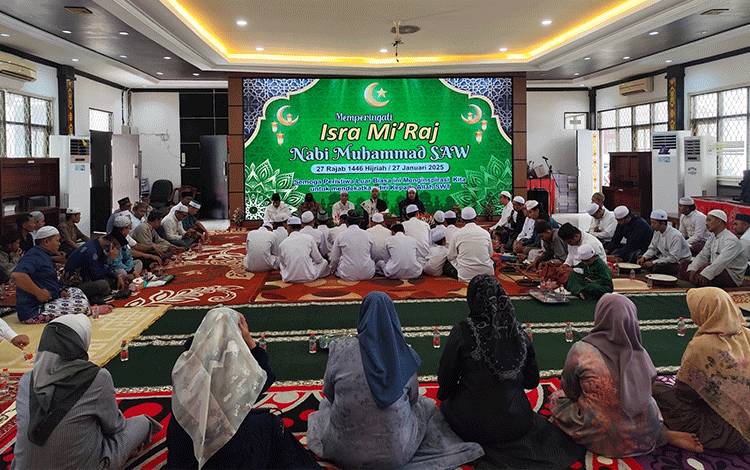 DPRD Kapuas Gelar Peringatan Isra Miraj 1446 H