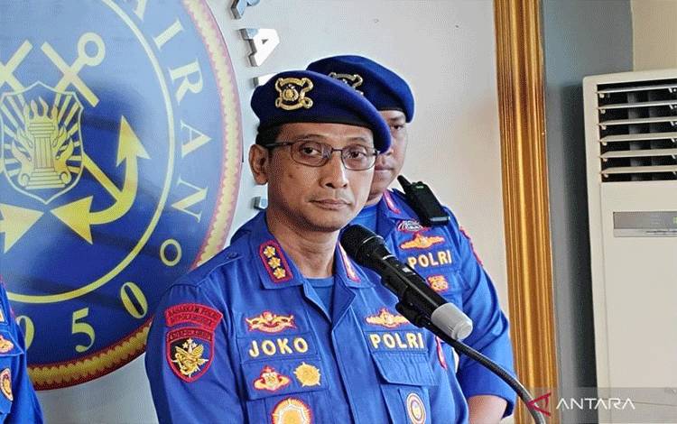 Polda Metro Jaya Targetkan Bongkar Pagar Laut 500 Meter/Hari