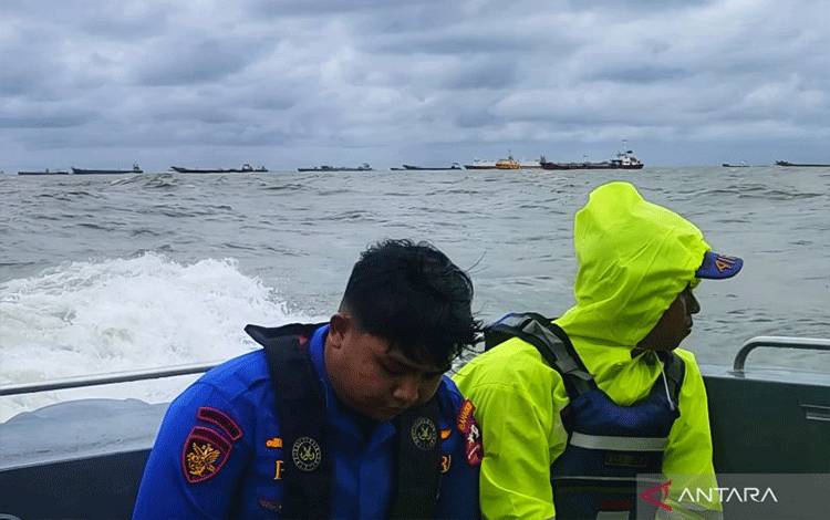 Ditpolair Polri Tunda Cabut Pagar Laut Karena Cuaca