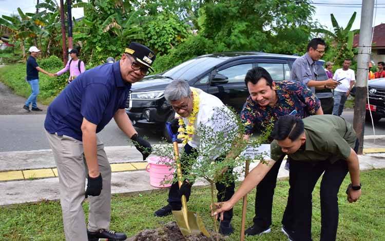 Program Kapuas Bersih dan Hijau Diluncurkan